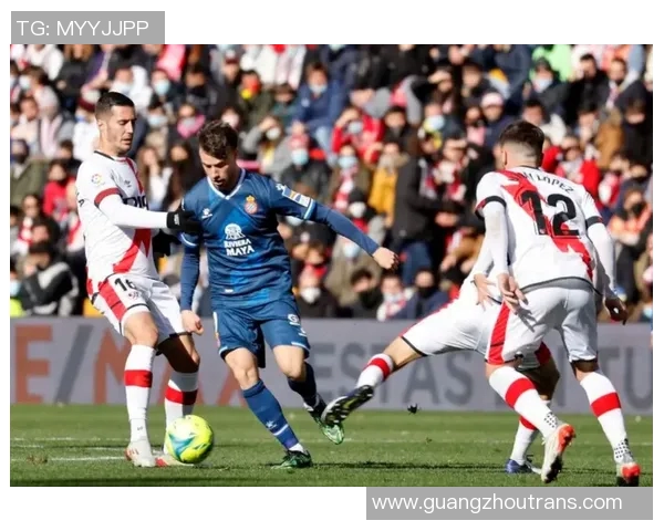 波斯波利斯与沙迦的激烈对决揭示足球战术与球队实力的较量