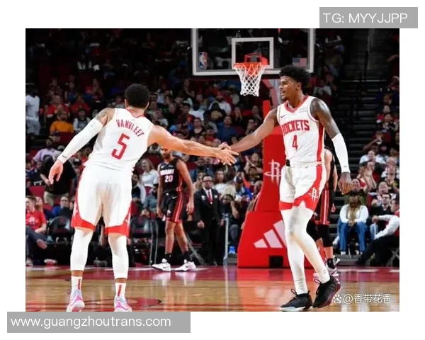 火箭队与爵士队精彩全场录播回顾及赛后分析